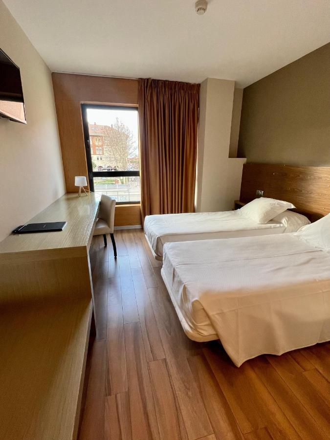 Hotel Duero Laguna de Duero Pokoj fotografie