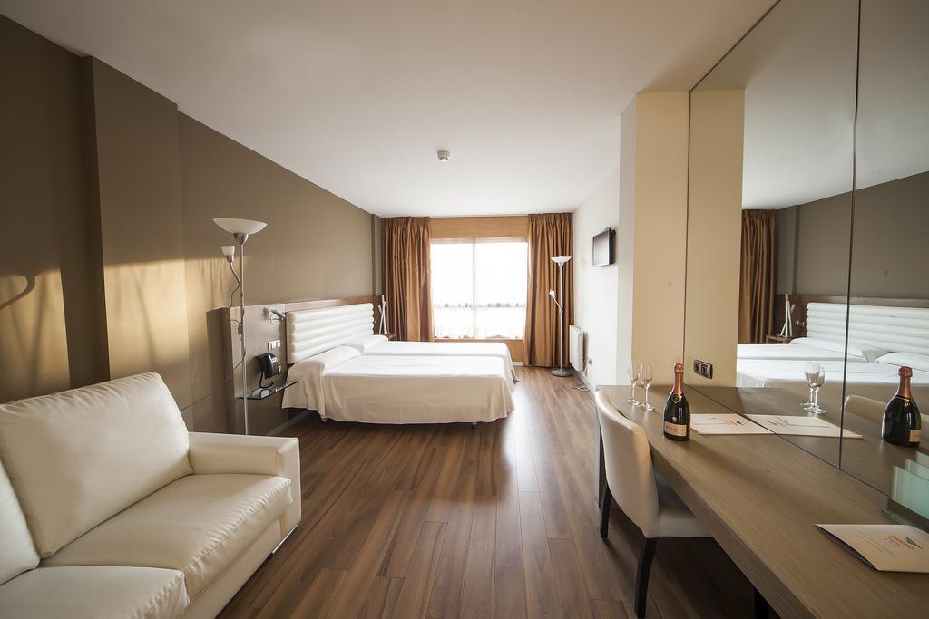 Hotel Duero Laguna de Duero Exteriér fotografie
