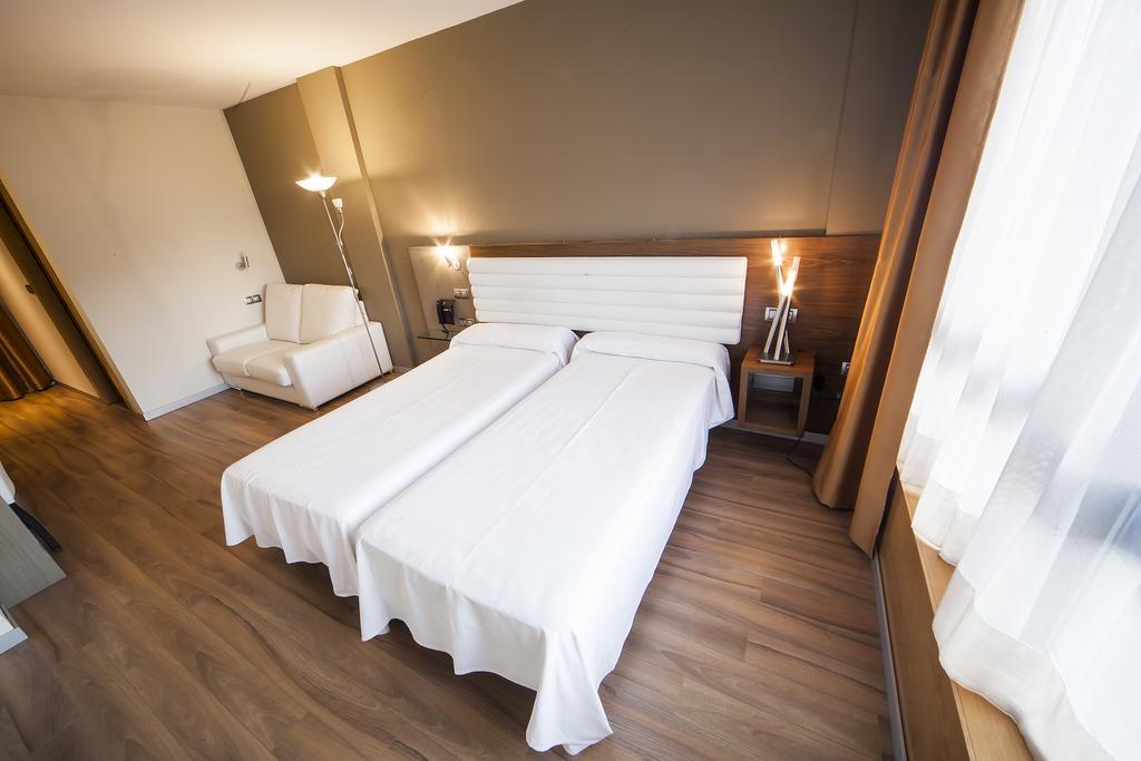Hotel Duero Laguna de Duero Exteriér fotografie