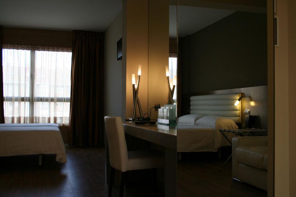 Hotel Duero Laguna de Duero Exteriér fotografie